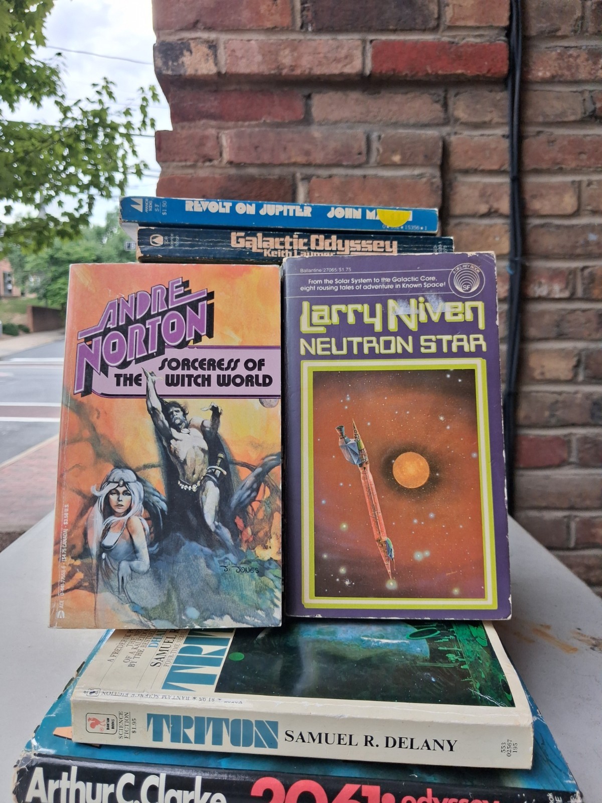 20 Vintage Sci-Fi Paperback Foster Norton Asimov Clarke Steiger Wells Anderson