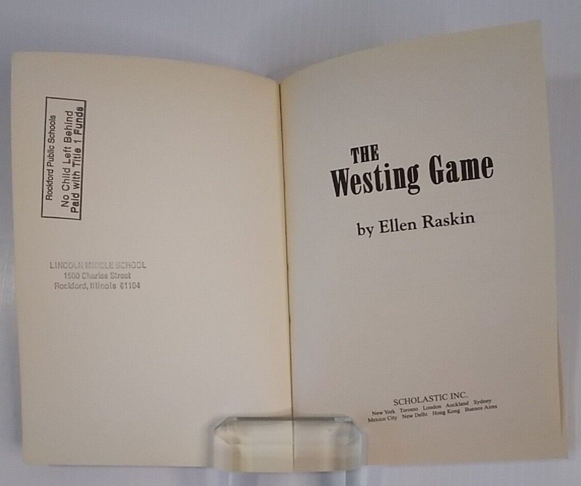 The Westing Game by Ellen Raskin (Trade Paperback)