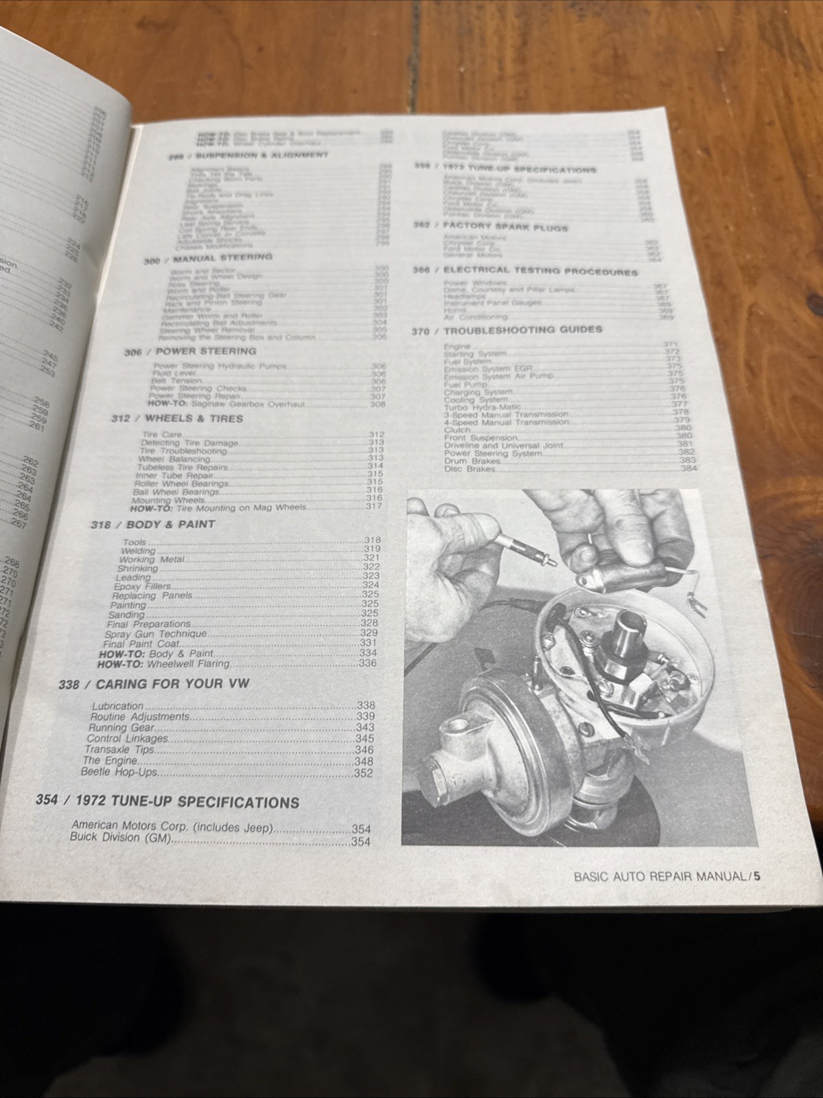 1973 Petersen’s Basic Auto Repair Manual Book Custom Racing Hot Rod Library