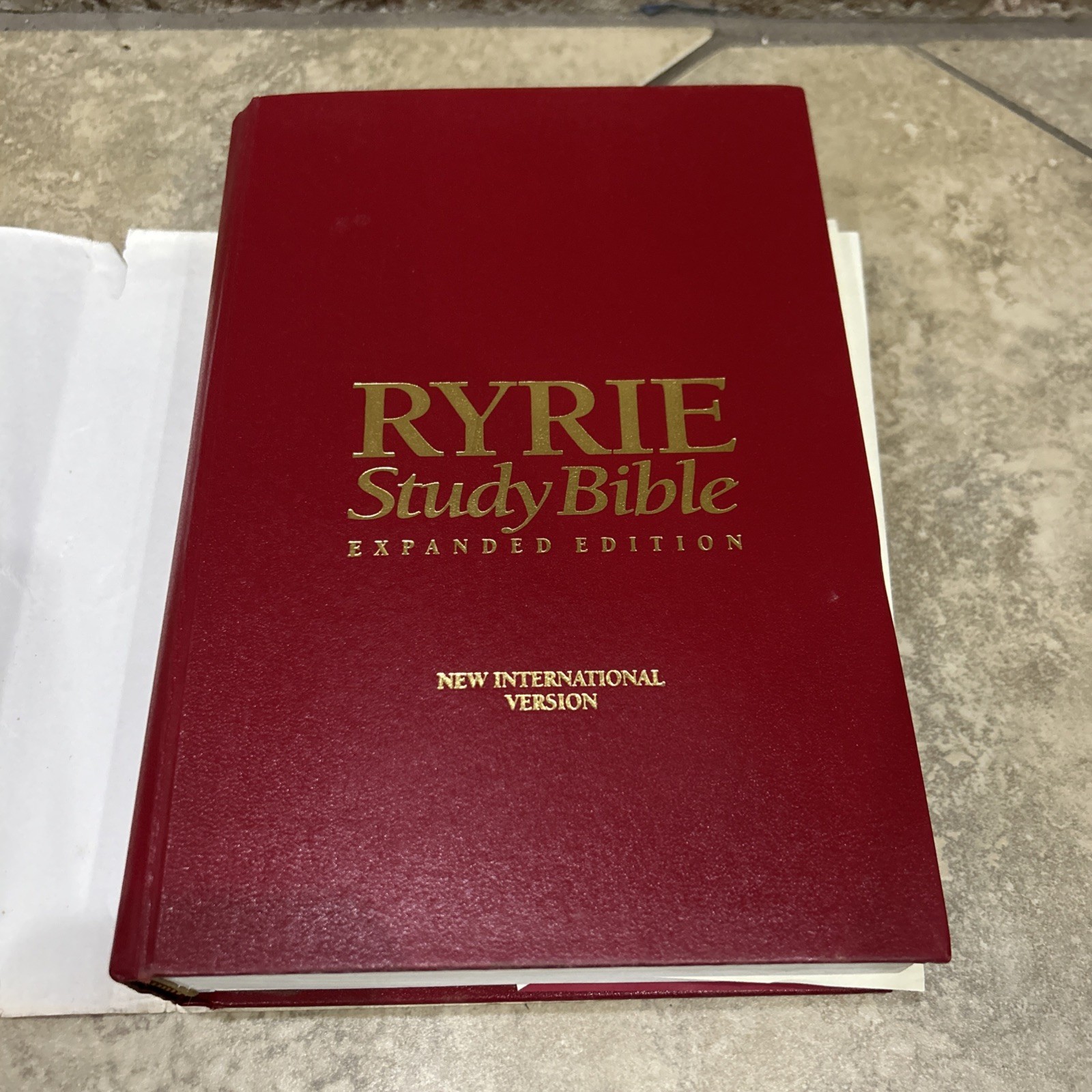 NIV Ryrie Study Bible 1994 Hardcover Text 1986