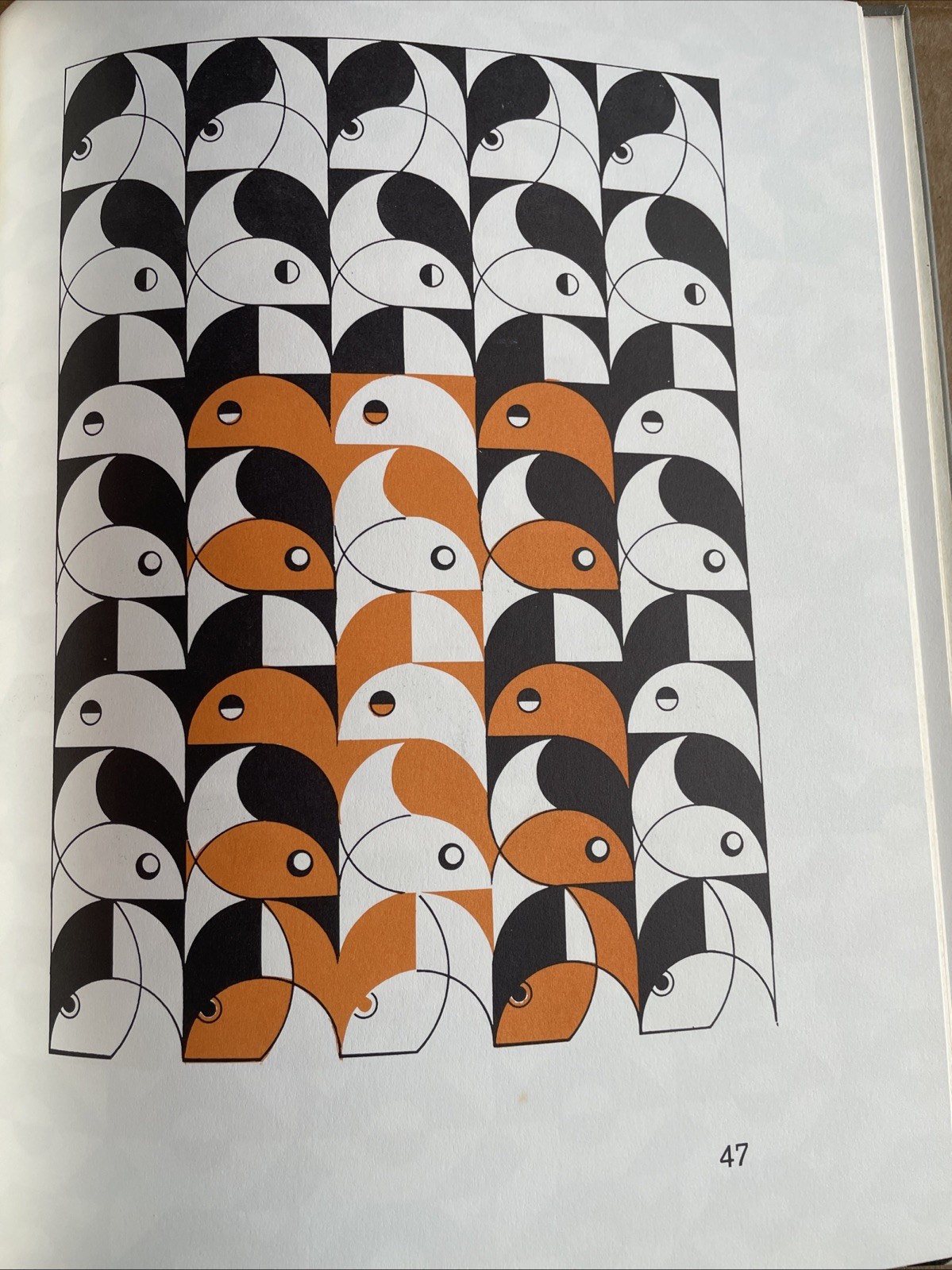 MODERN GEOMETRIC DESIGN Adolf Lorch HC Book (c) 1971 Oak Tree Press