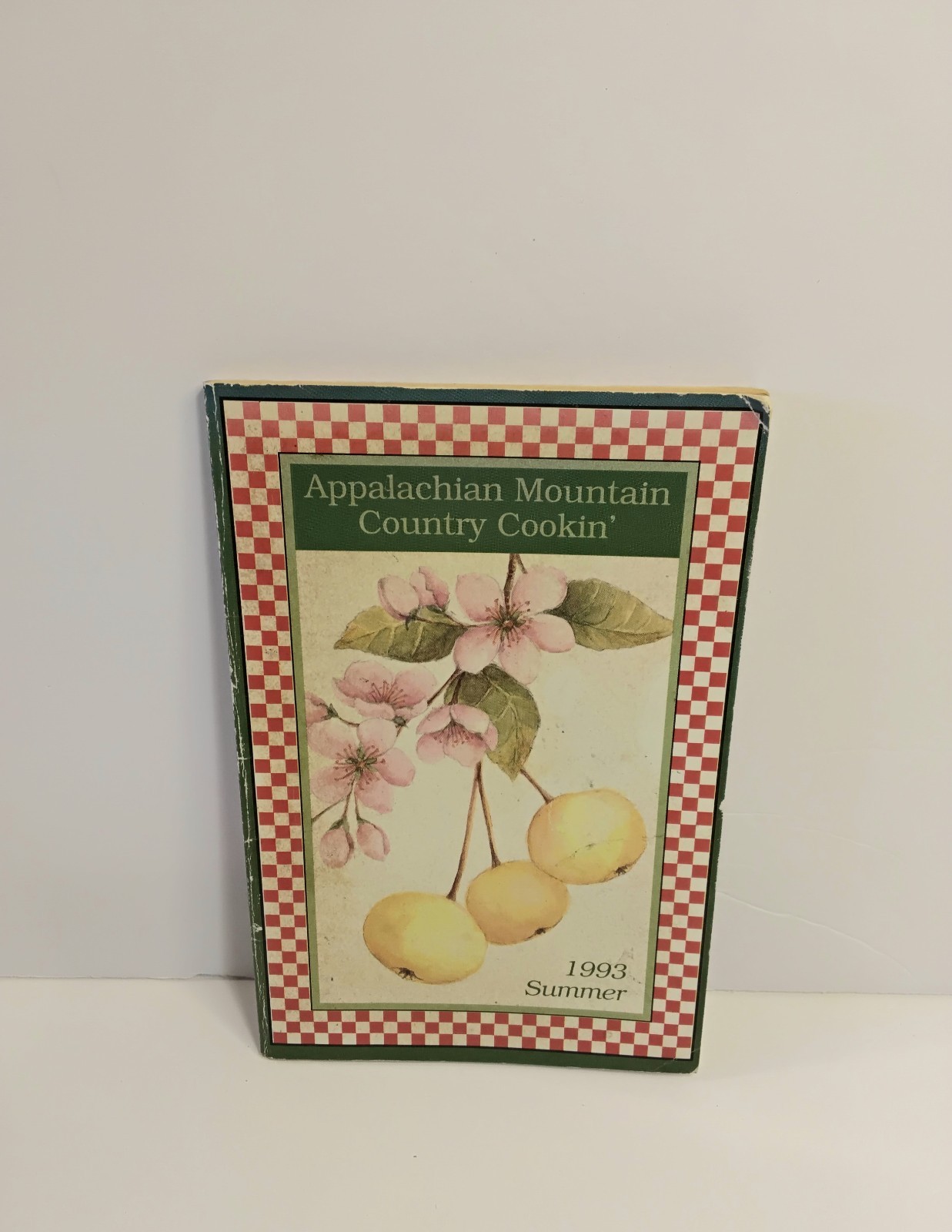 Appalachian Mountain Country Cookin“ Cookbook 1993 Summer 64 Pages 6 Inch High