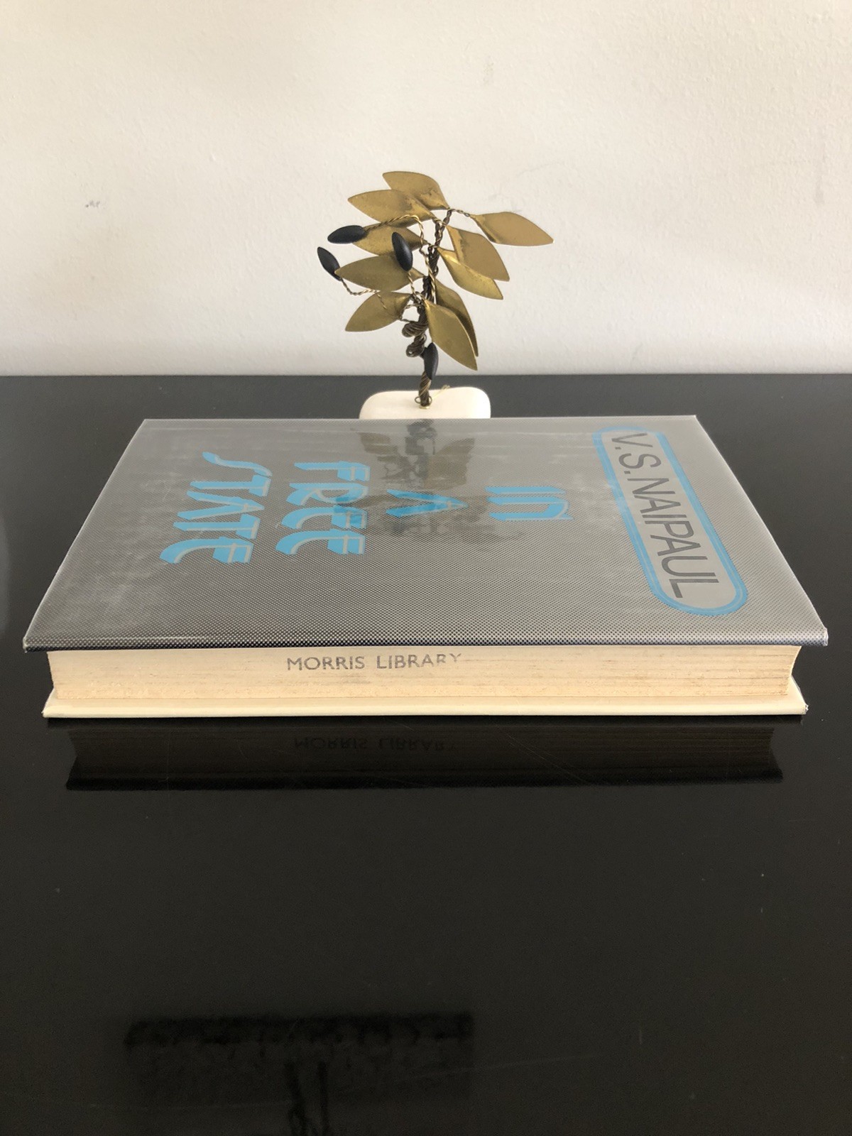 V S Naipaul In A Free State A.Deutsche Ex Lib 1972 Jan. H/C D/J V/G