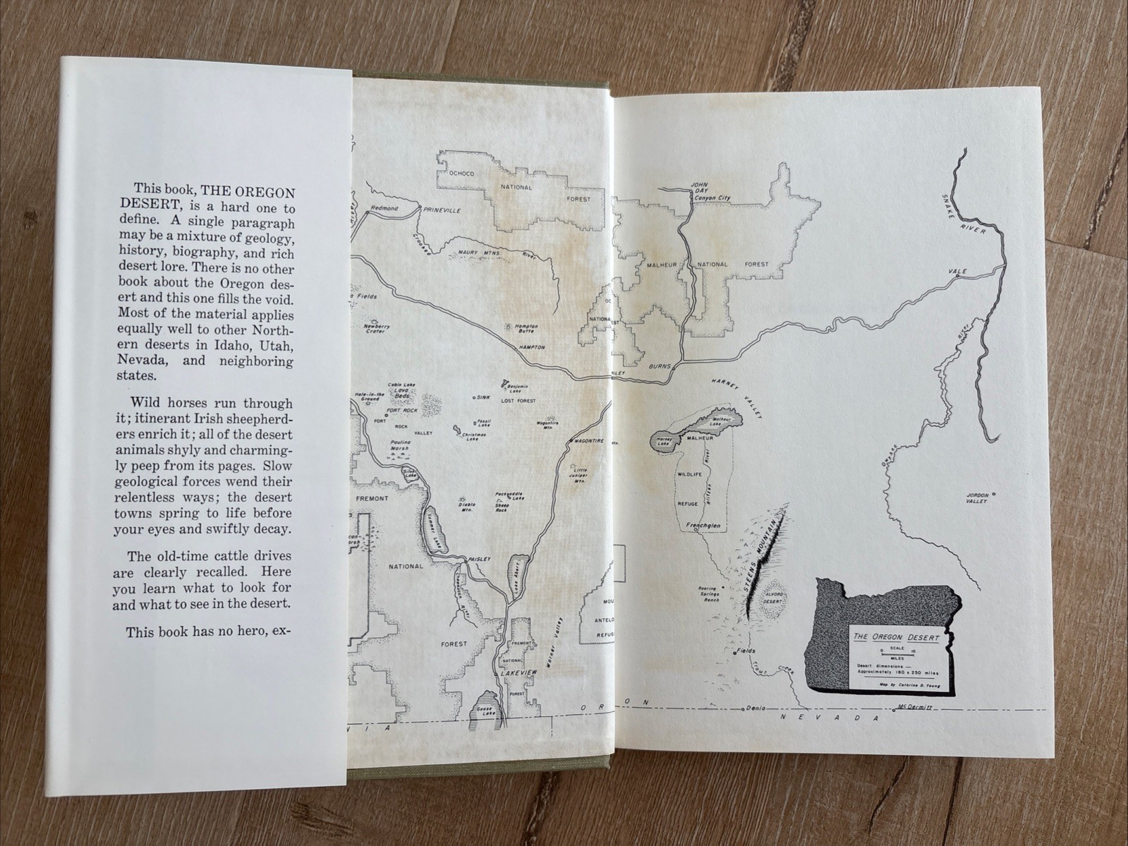 THE OREGON DESERT E. R. Jackman R. A. Long 1982 HCDJ 12th Pr Caxton Caldwell Vtg