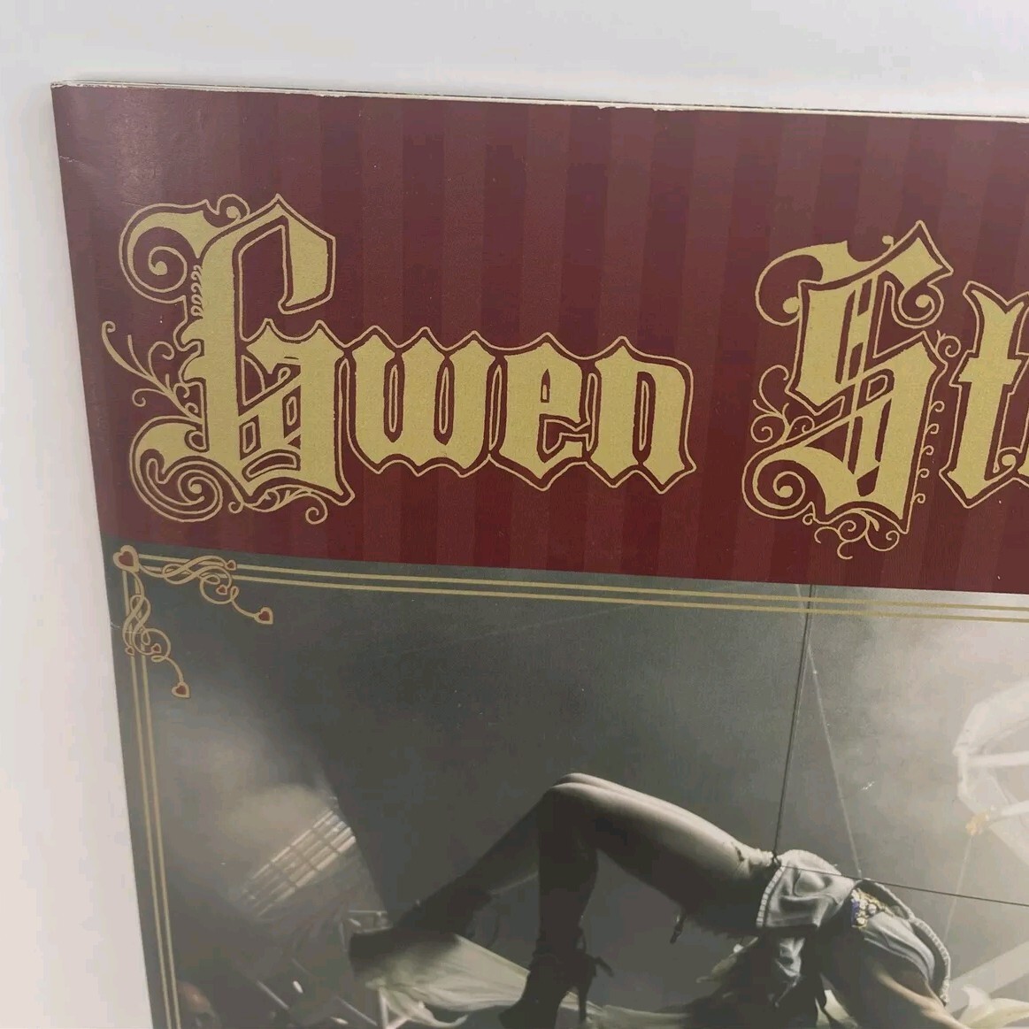 Gwen Stefani Harajuku Lovers Tour 2005 Concert Program Book 32 Pages