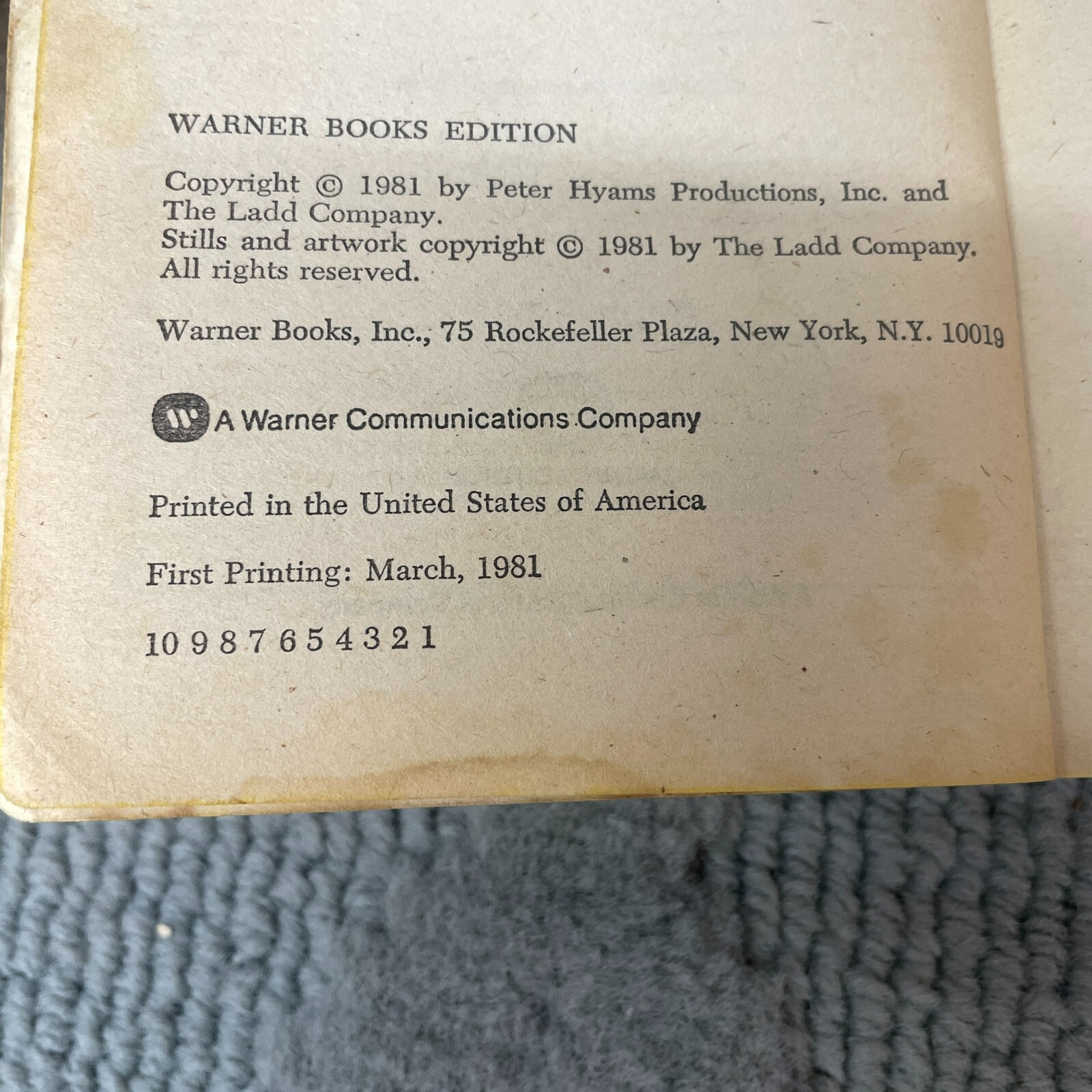 Outland Science Fiction Paperback Book by Alan Dean Foster Warner Books 1981
