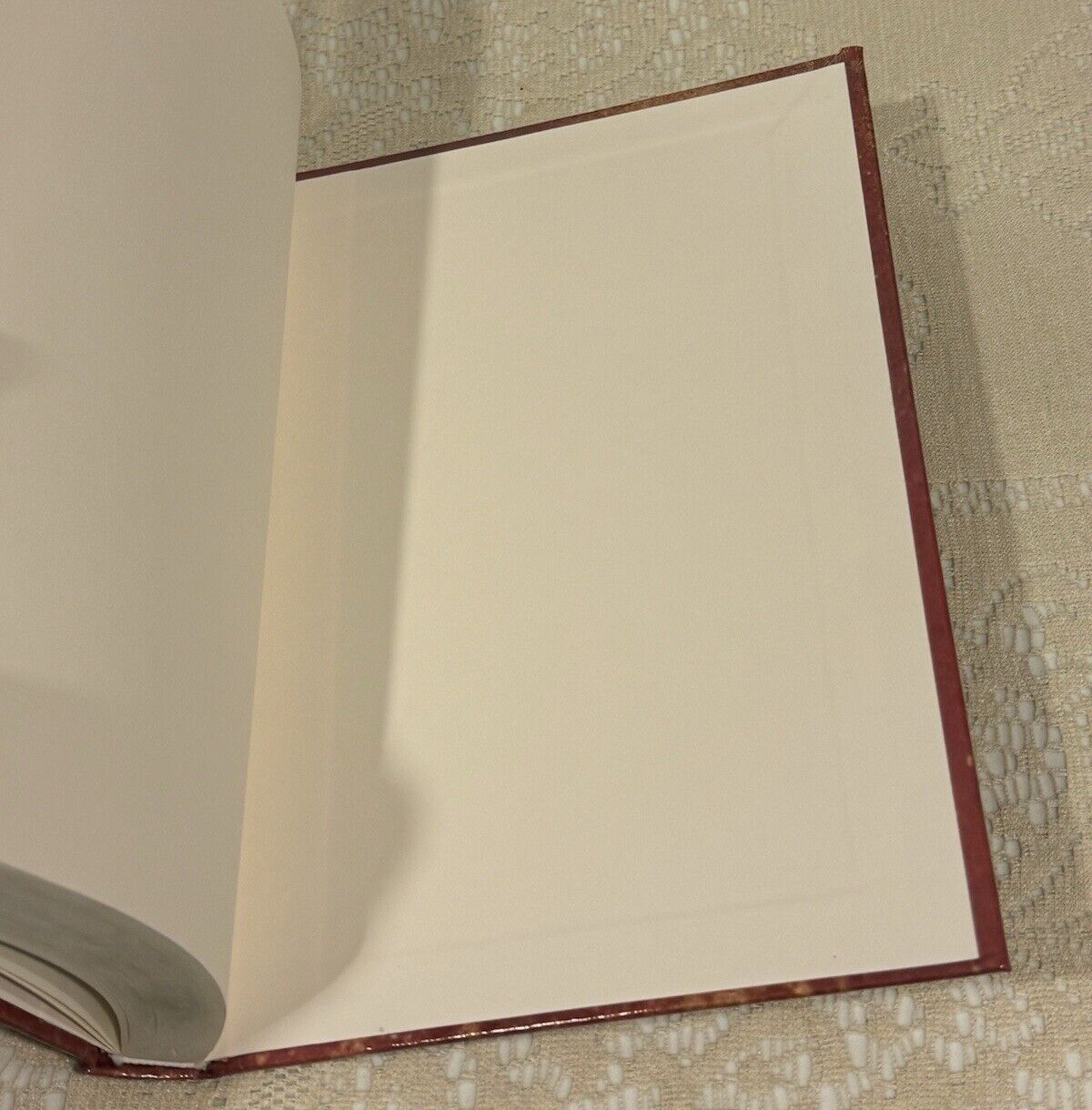 Othello by William Shakespeare, 2011 Hardcover book, Simon & Brown