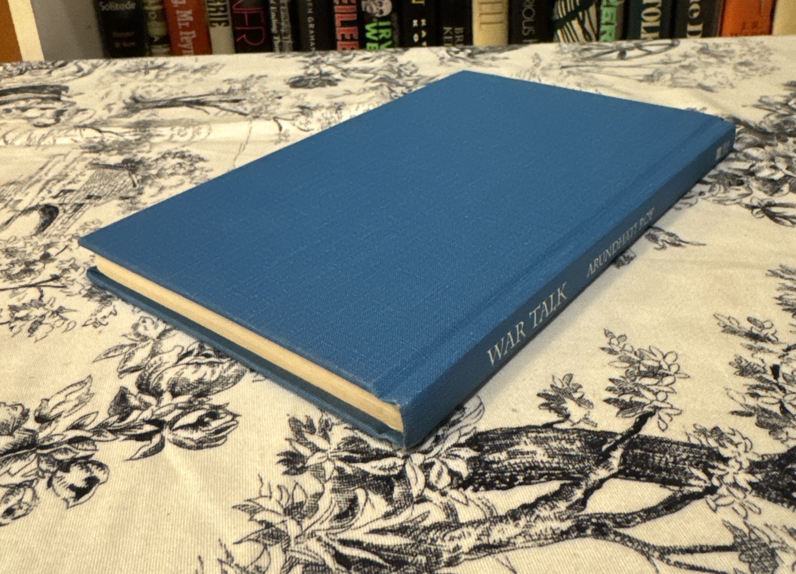 SIGNED! War Talk – Arundhati Roy (2003, Hardcover) First Edition/Print, VG
