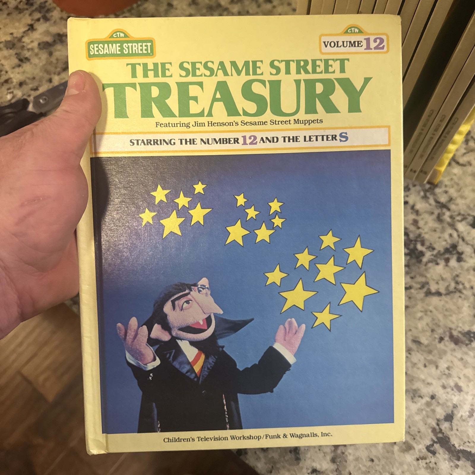 Complete Sesame Street Treasury Set 1-15 w/ Big Bird Holder 1983 CTW Books
