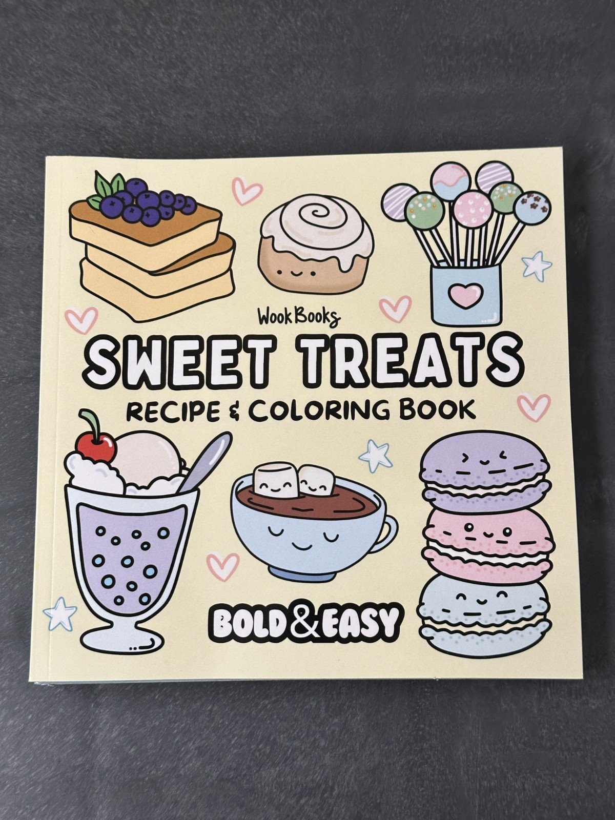 Lot of 4 Bold & Easy Coloring Books – Good