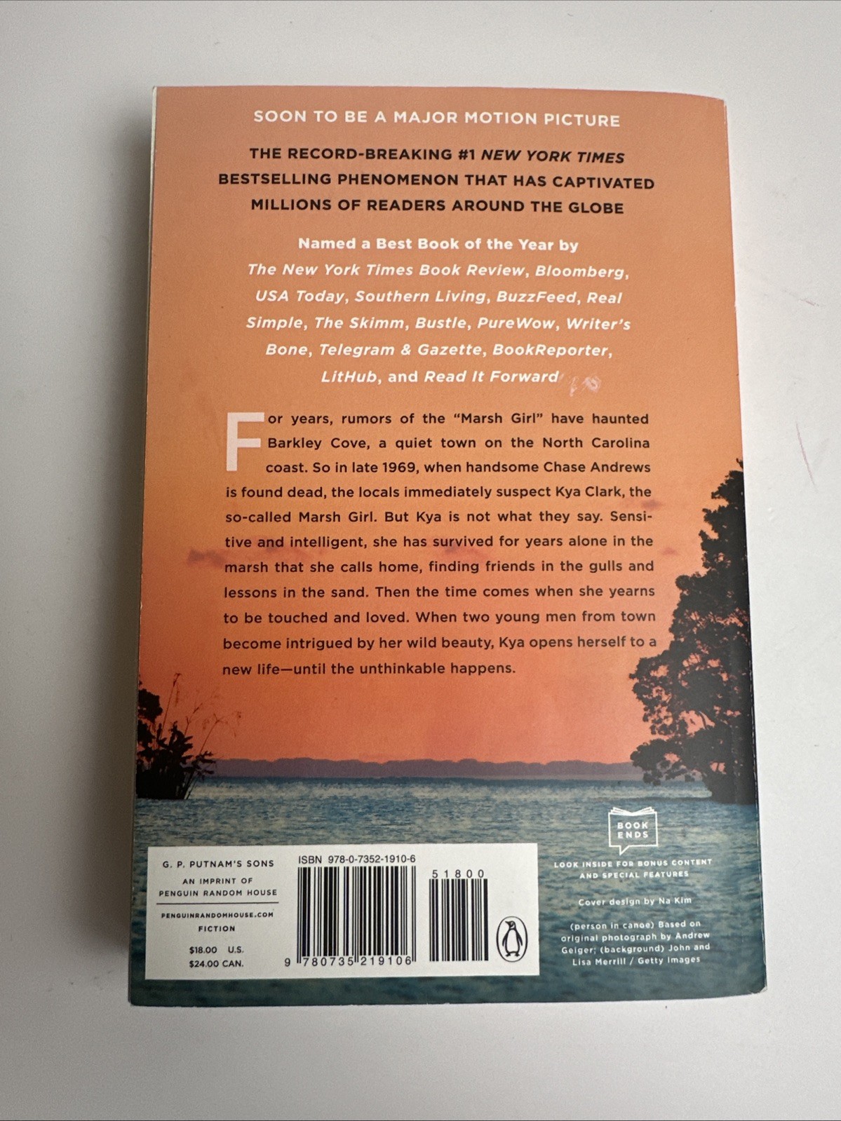 Where the Crawdads Sing,Delia Owens- 9780735219106 Paperback, New