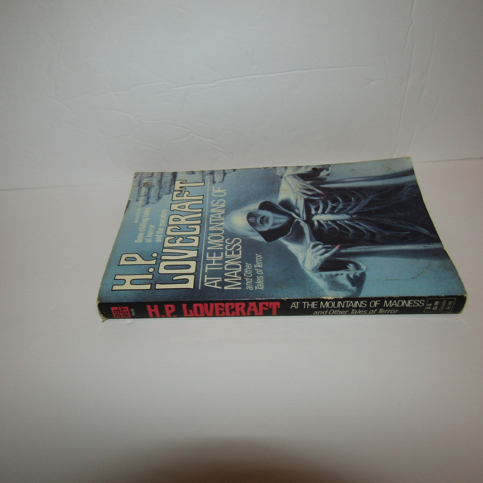 H.P. Lovecraft At The Mountains Of Madness Del Rey Vintage Horror Paperback 1985