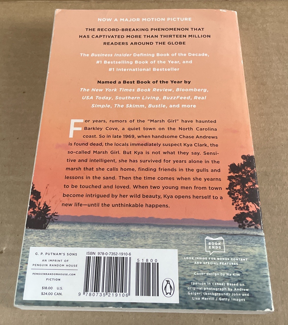 Where the Crawdads Sing: Reese’s Book Club by Delia Owens (2021, Trade)