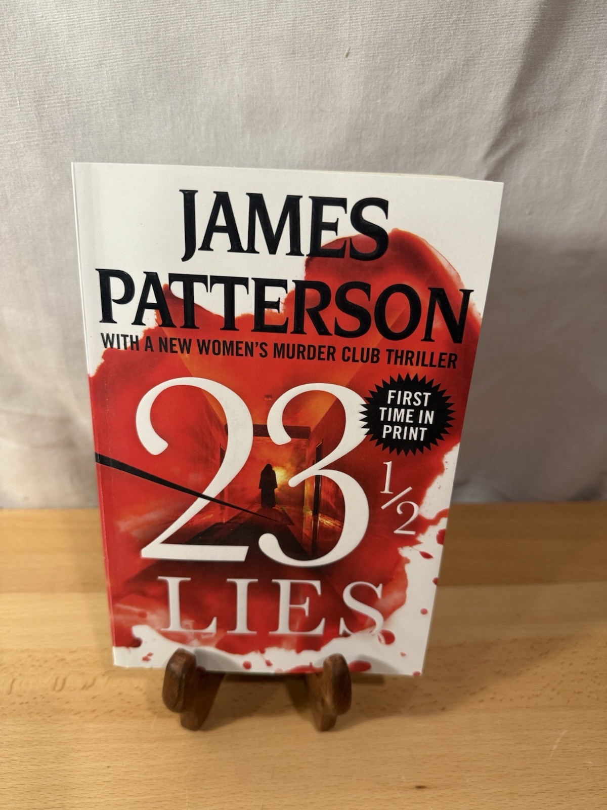 23 1/2 Lies Hardcover James Patterson Pre Owned Paperback