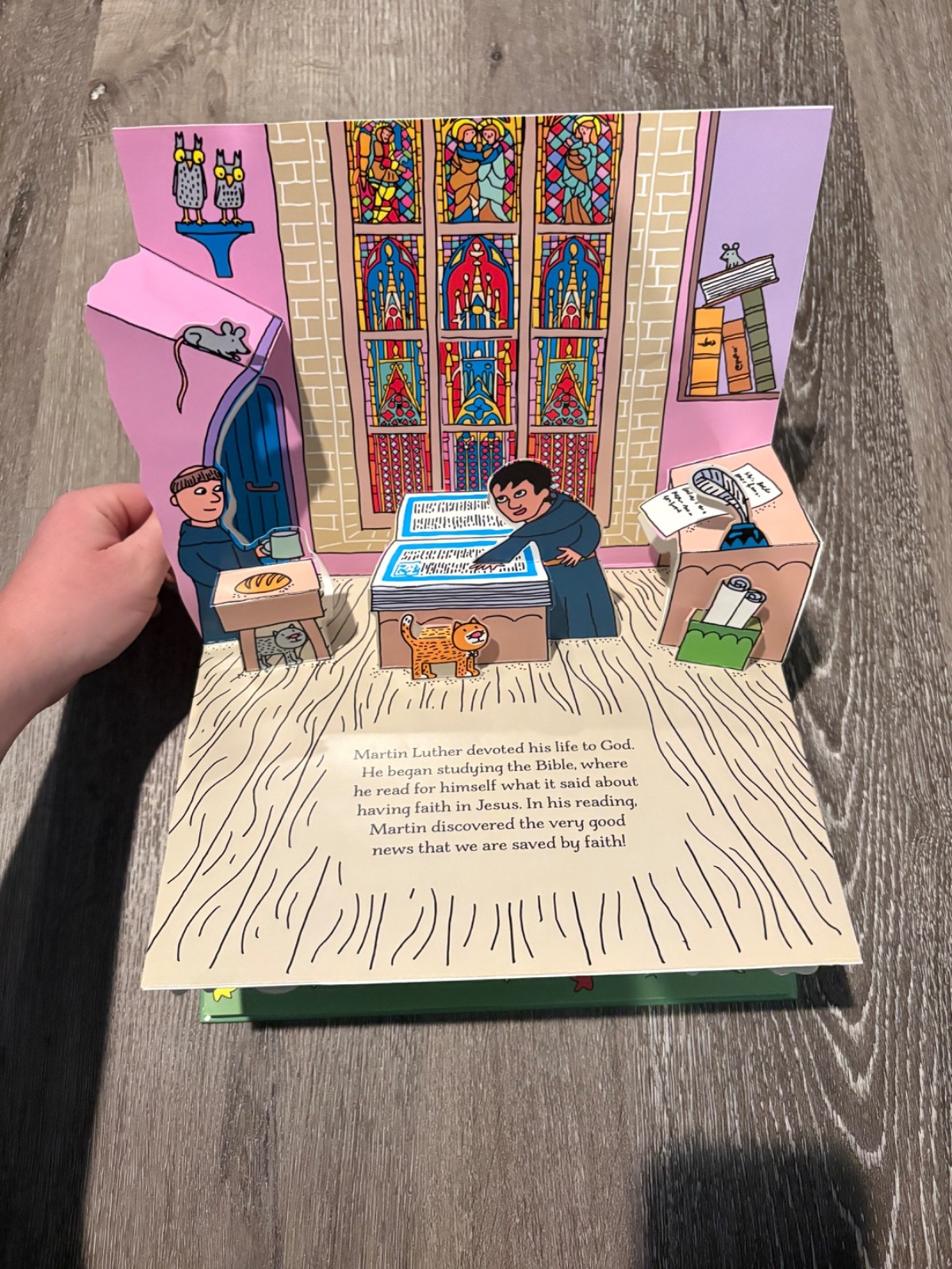 The Life of Martin Luther: A Pop-Up Book (Agostino Traini Pop-Ups, 2)