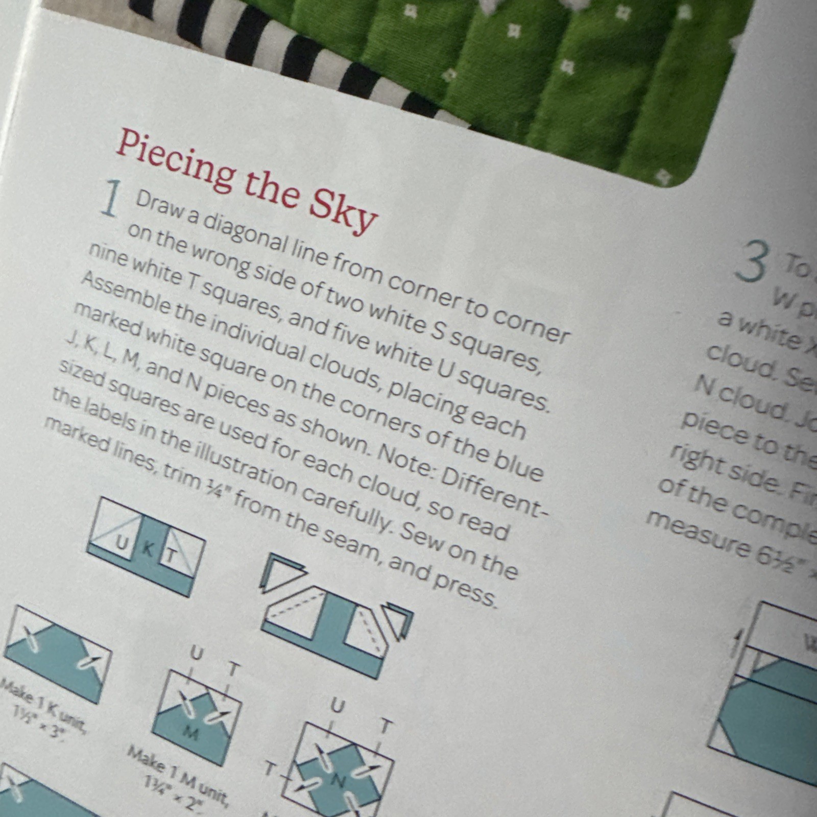 Make It Mini : 13 Small Quilts With a Splash of Embroidery, Paperback by Mccu…