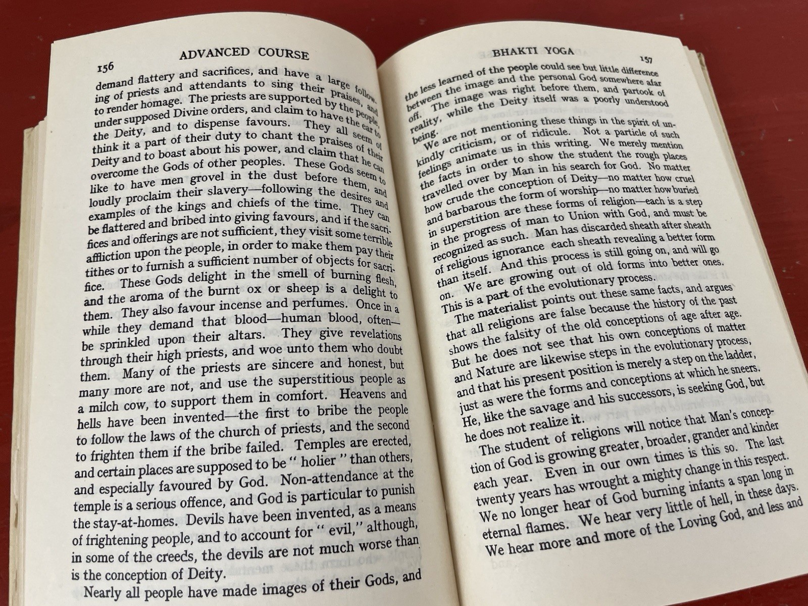 Advanced Course in Yogi Philosophy and Oriental Occultism Yogi Ramacharaka 1966
