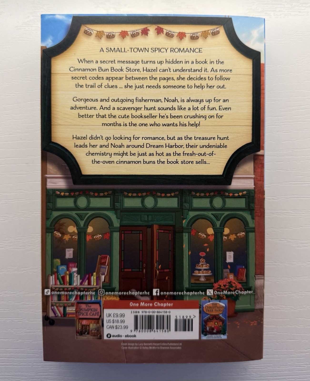 Laurie Gilmore The Cinnamon Bun Book Store Dream Harbor Book 2 Paperback 2024