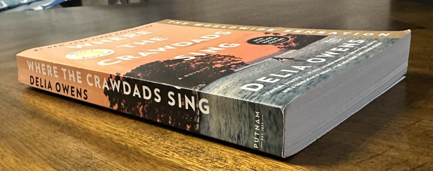Where the Crawdads Sing by Delia Owens Trade Paperback Combined Shipping Offered