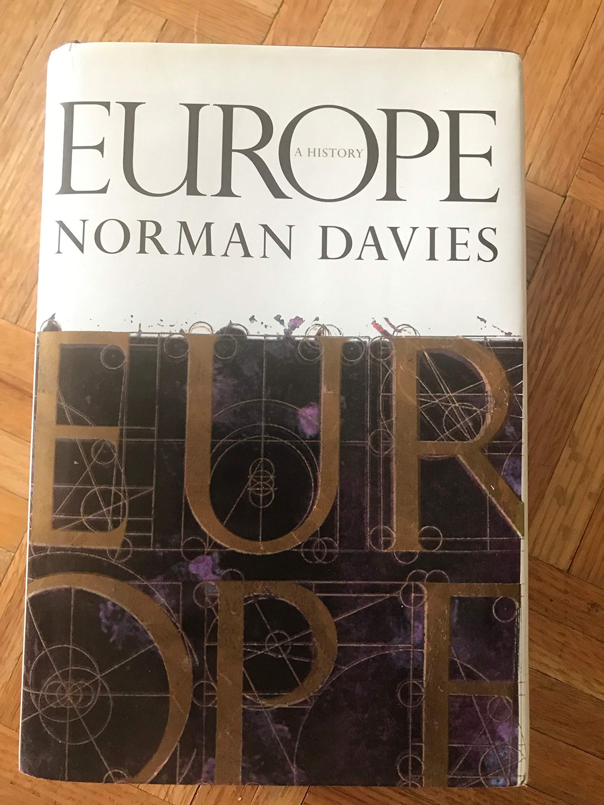 Europe: A History – Davies, Norman – Acceptable – See condition notes