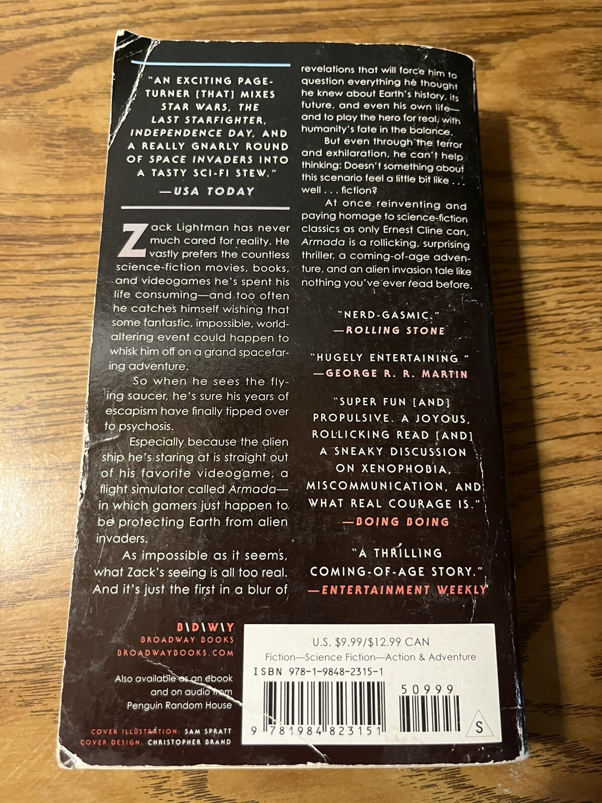 Armada by Ernest Cline (2018, Us-Tall Rack Paperback)