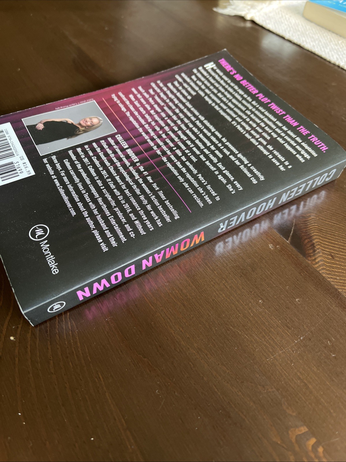 Woman Down: A Novel – Paperback, by Hoover Colleen – Very Good
