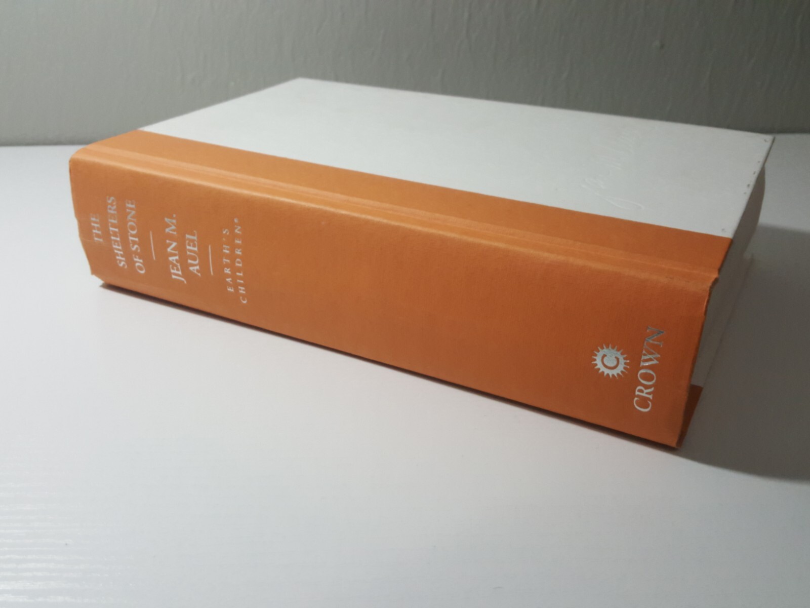 Earth’s Children Ser.: The Shelters of Stone by Jean M. Auel (2002,…