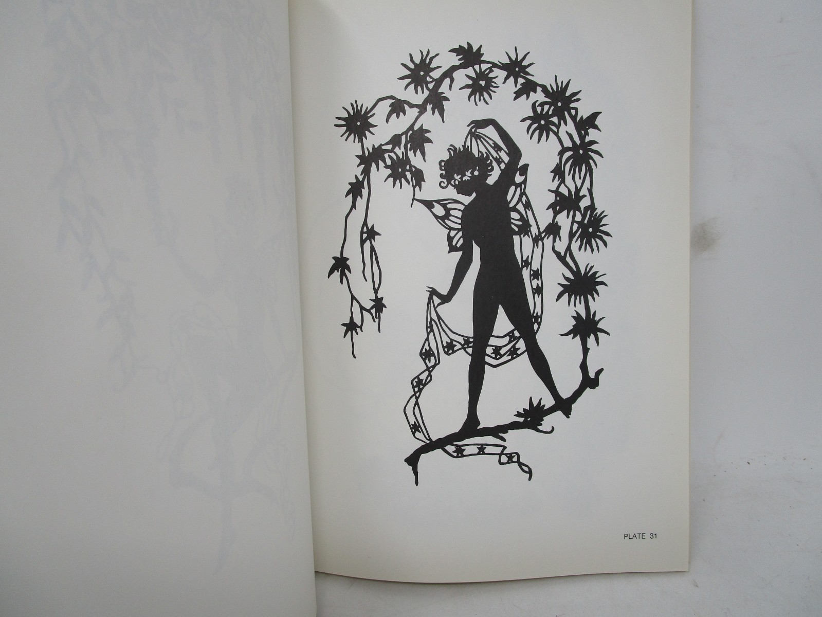 3 Volumes SILHOUETTES History and Dictionary 1920’s designs.
