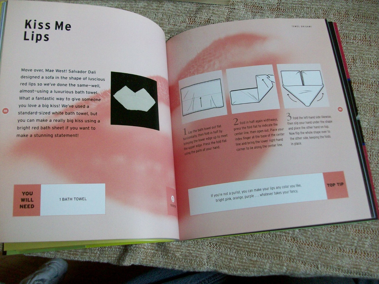 The Lost Art of Towel Origami by Alison Jenkins (2005,Ivy Press,paperback)