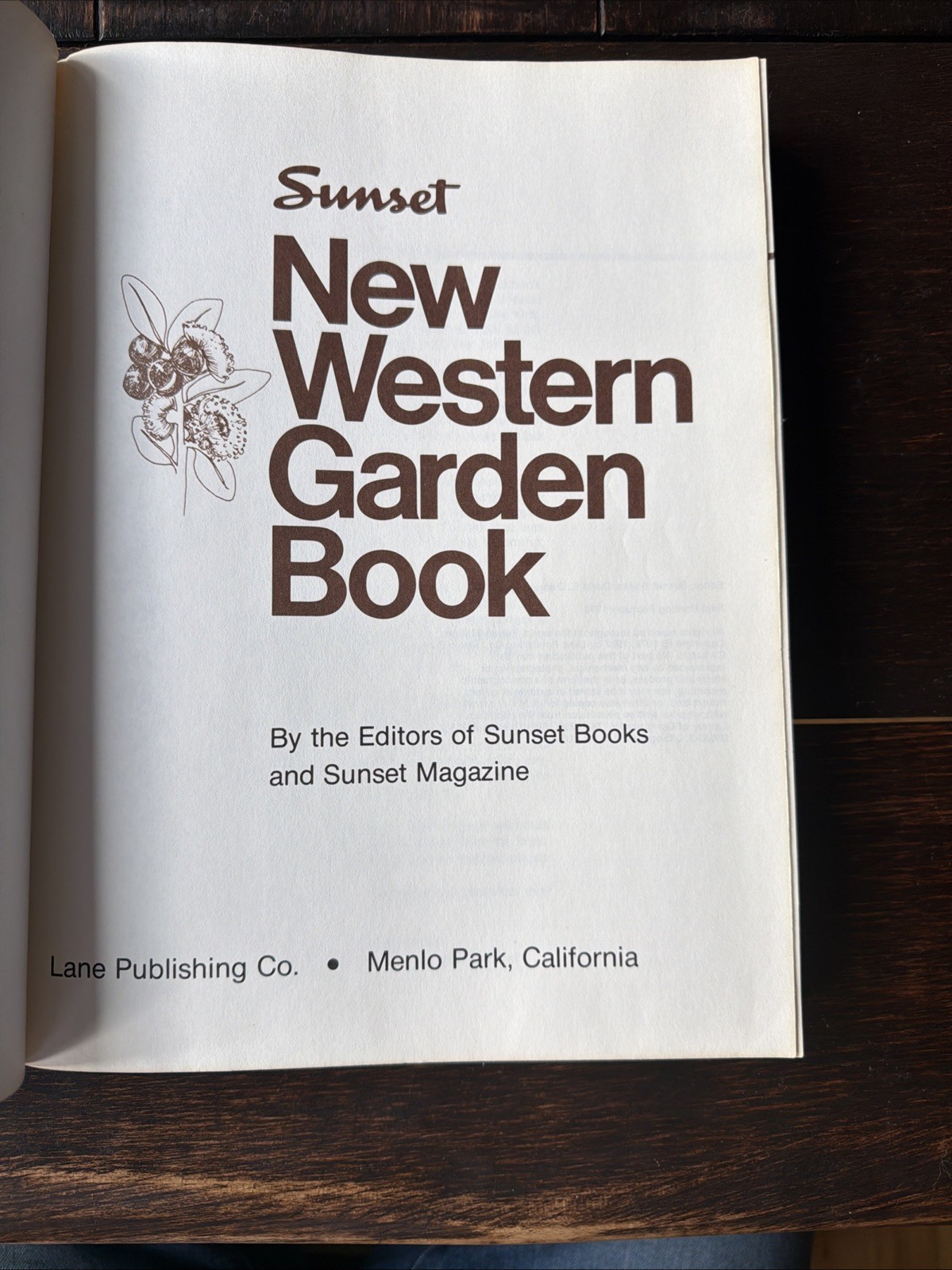 The New Sunset Western Garden Book VINTAGE 1981 Edition