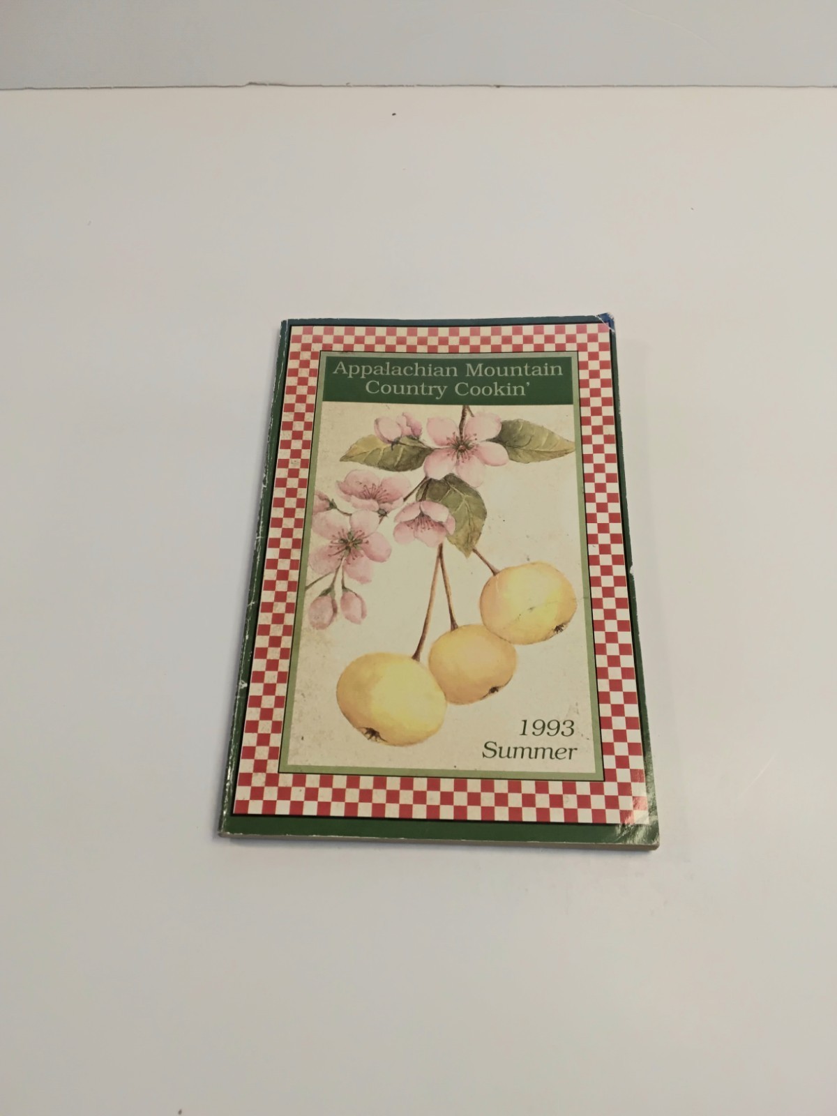 Appalachian Mountain Country Cookin“ Cookbook 1993 Summer 64 Pages 6 Inch High