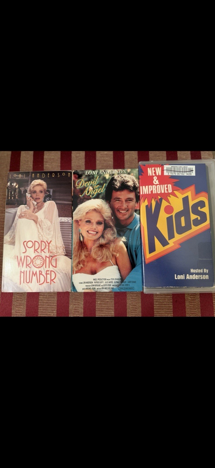 LONI ANDERSON SIGNED My Life In High Heels/11 DVDs/3 VHS Tapes