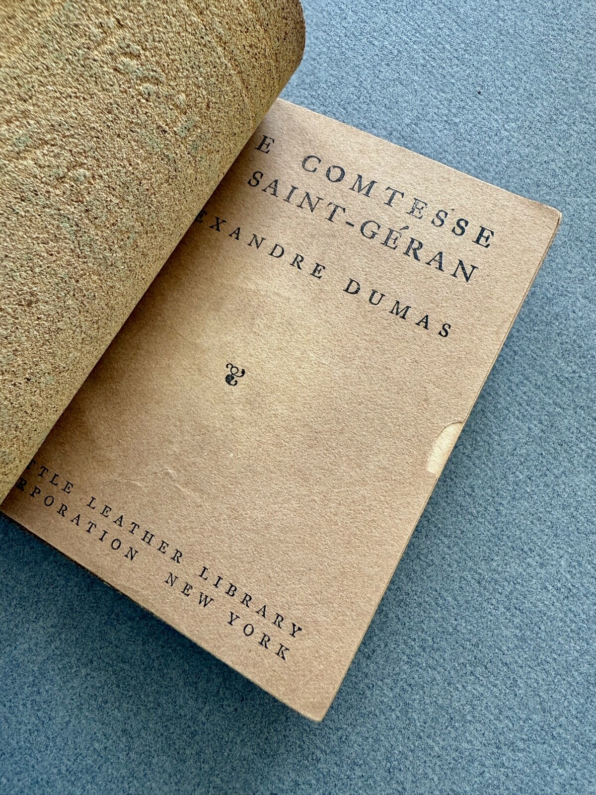 Antique Green Little Leather Small Book Comtesse De Geran Dumas NY
