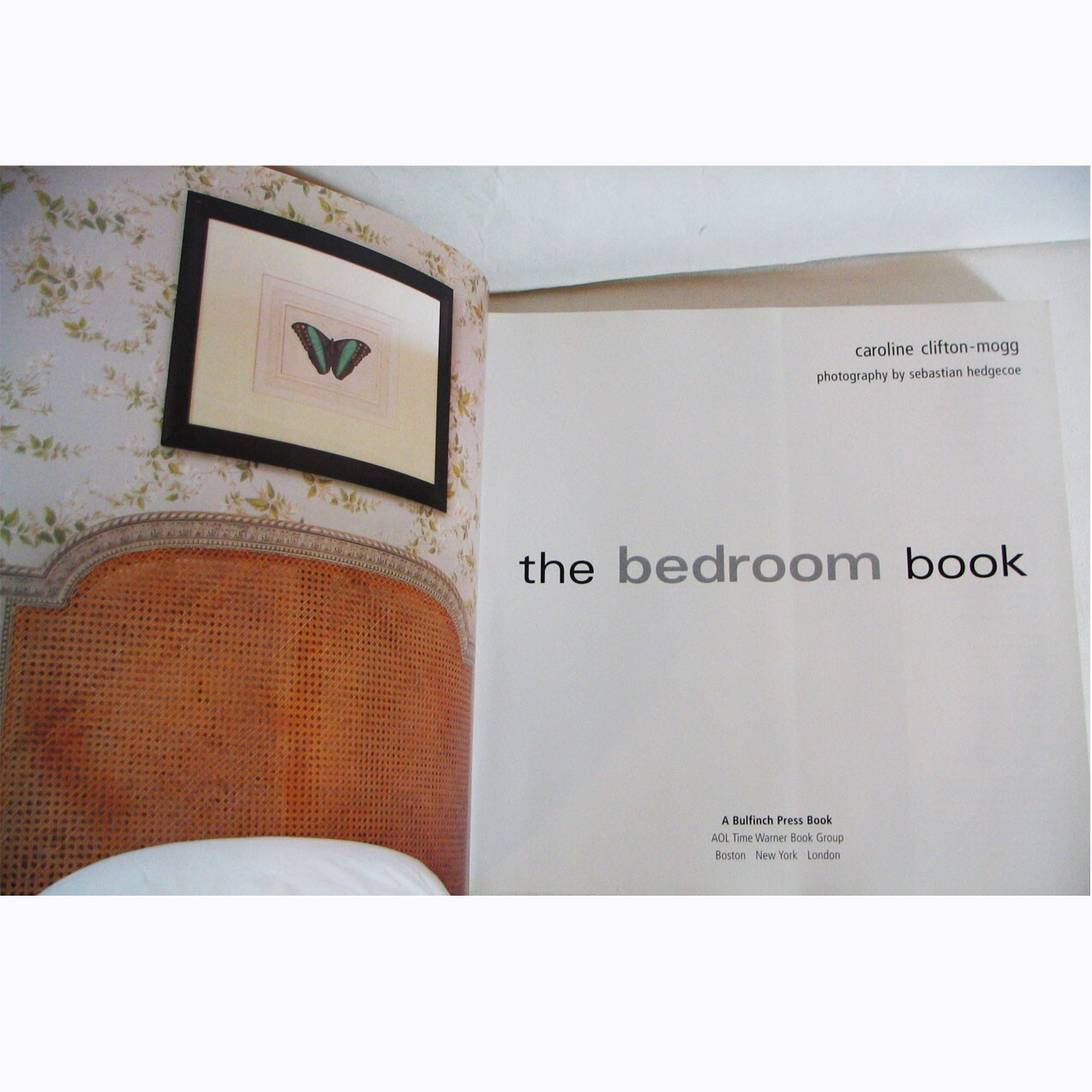 The Bedroom Book by Caroline Clifton-Mogg, Paperback, 176 Pages