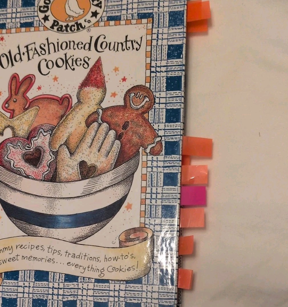 Lot Of 2 Gooseberry Patch Spiral Bound Cookbook Coming Home Christmas Holidays