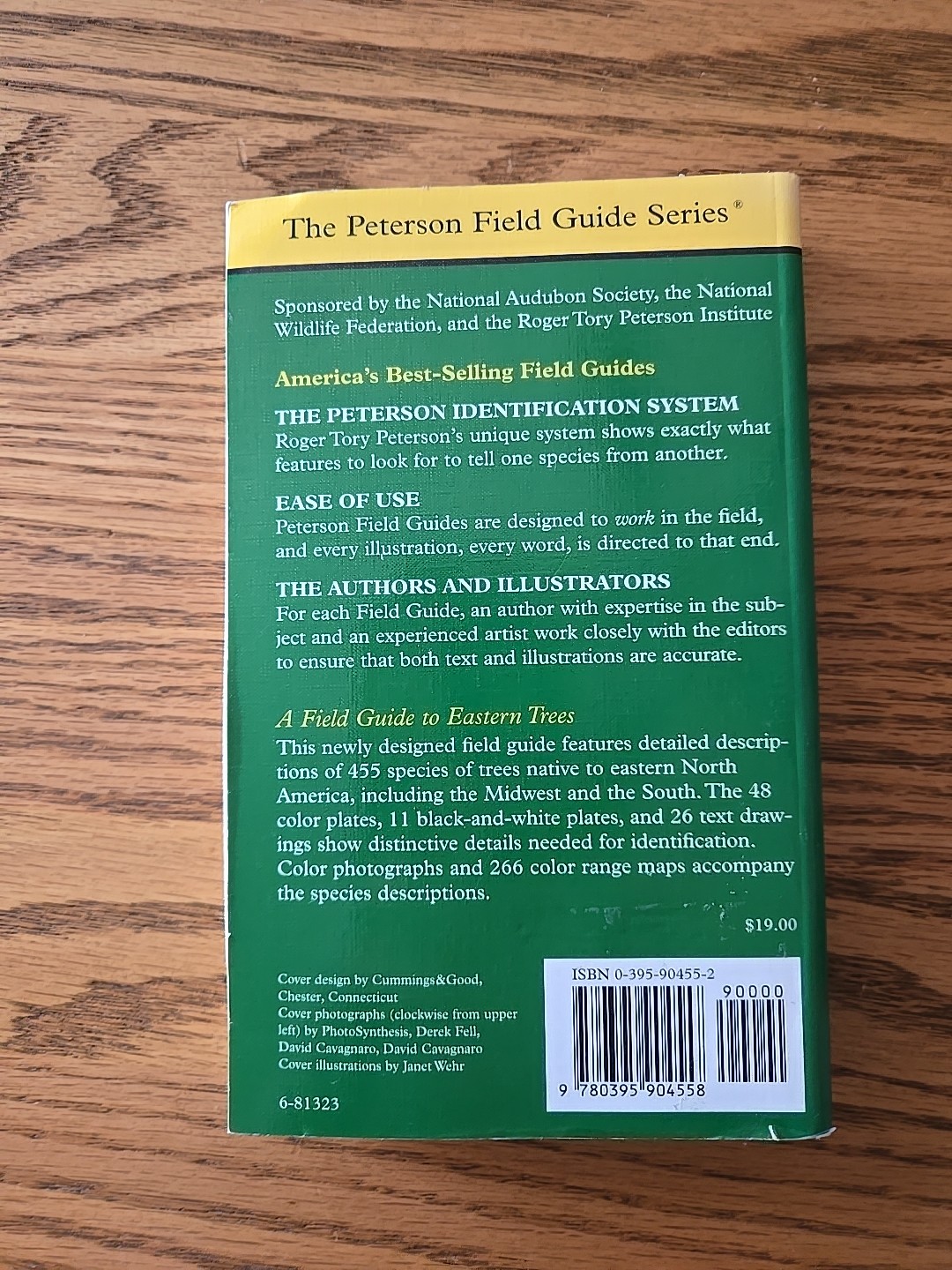 A Peterson Field Guide To Eastern Trees: Eastern United States – 1988
