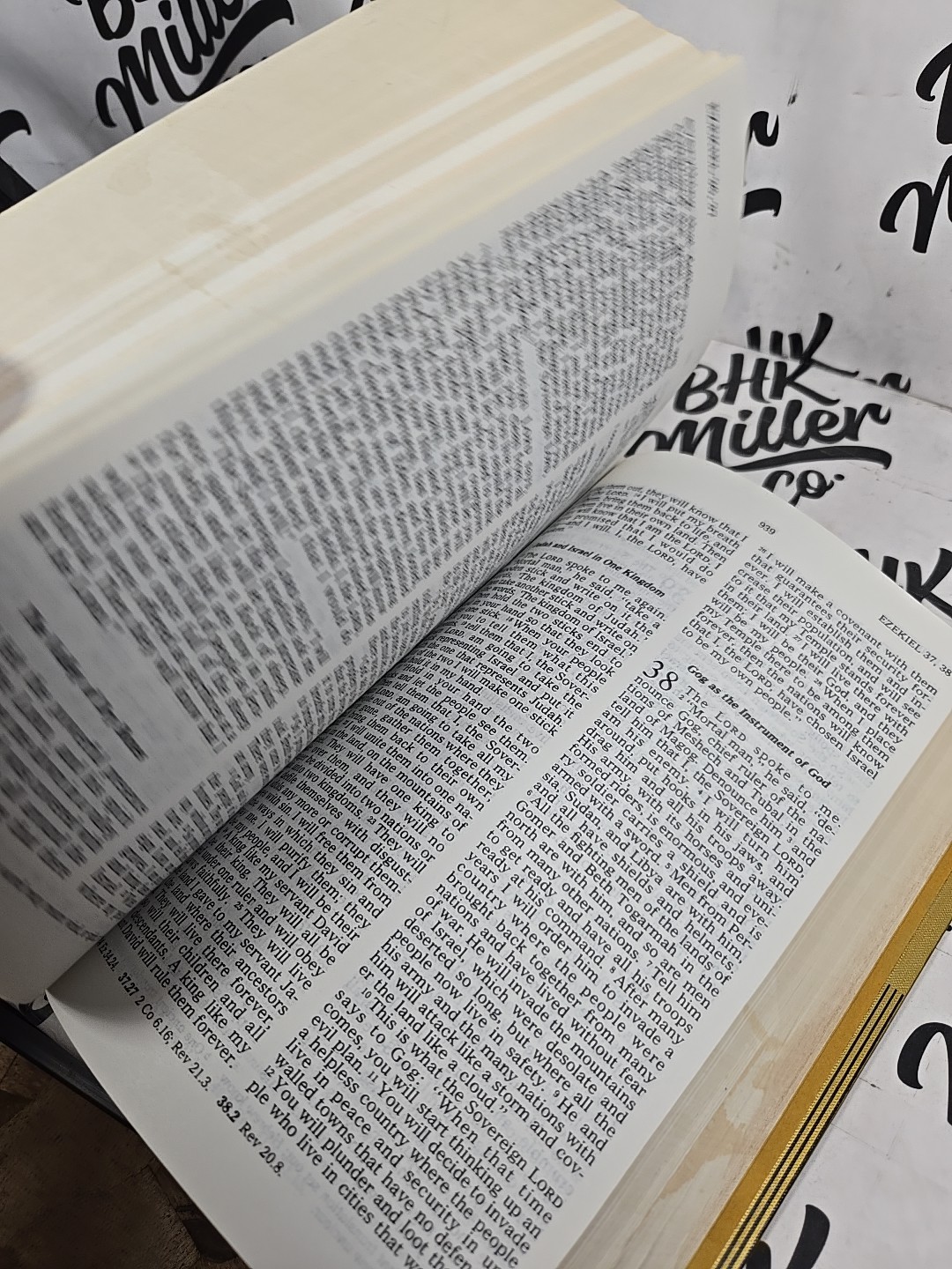 Good News New Testament Today’s Living Bible English Version 1976 Hardcover