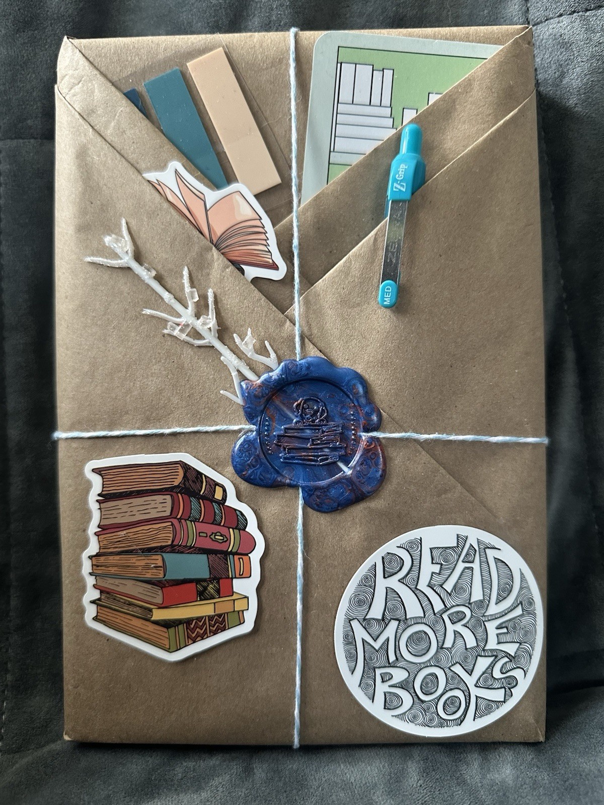 Blind Date With A Book *You Pick The Genre!*
