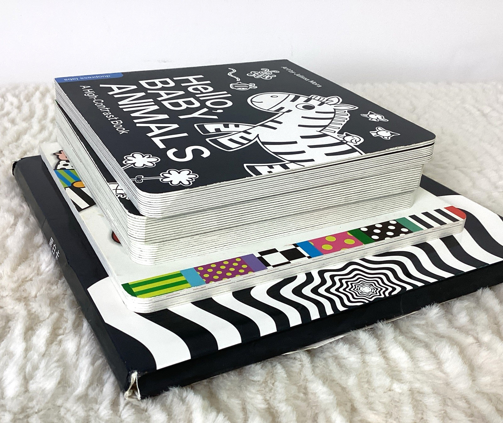 Lot of 6 High Contrast Black & White Baby Board Books Cards for Eye Development