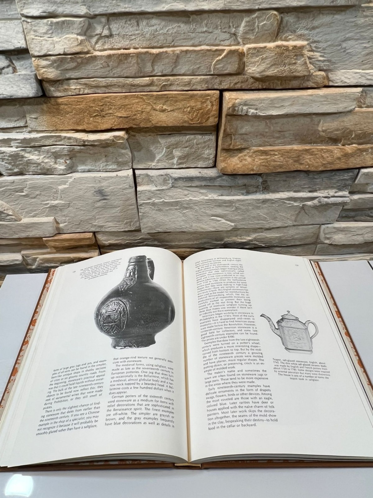 The New York Times Book of Antiques Marvin D. Schwartz Betsy Wade 1972 HCDJ