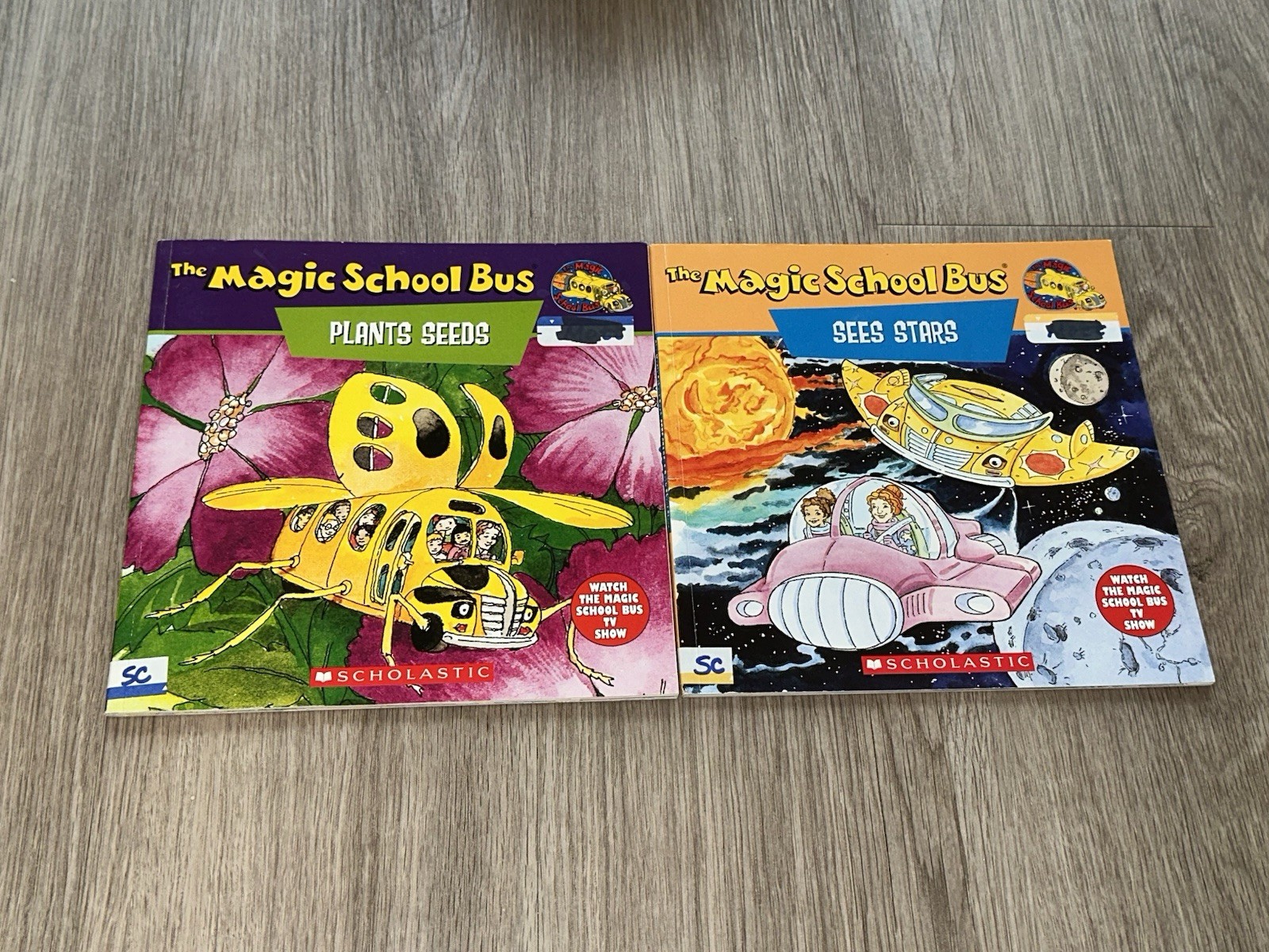 Vintage 94-95 Magic School Bus Lot of 6 Books TV Show Paperback Scholastic