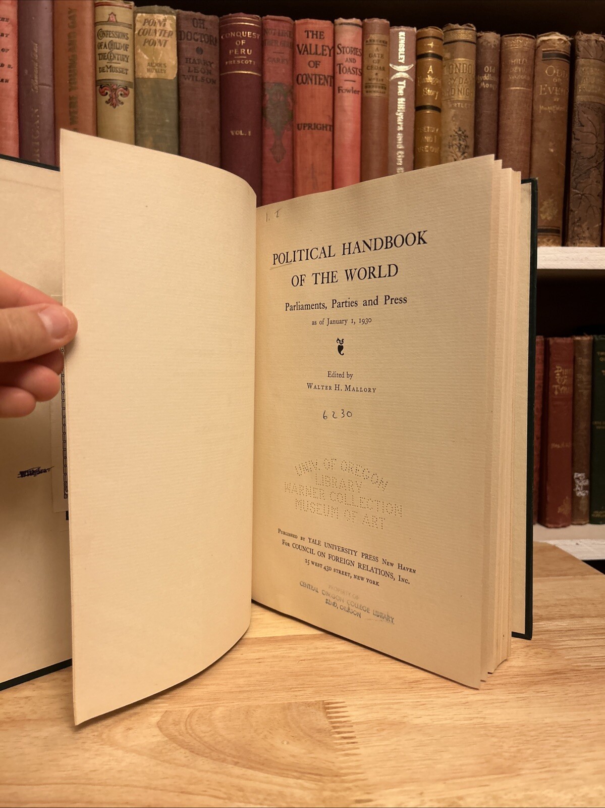 Political Handbook of the World 1930 HC Pre-WWII Yale University Press Rare