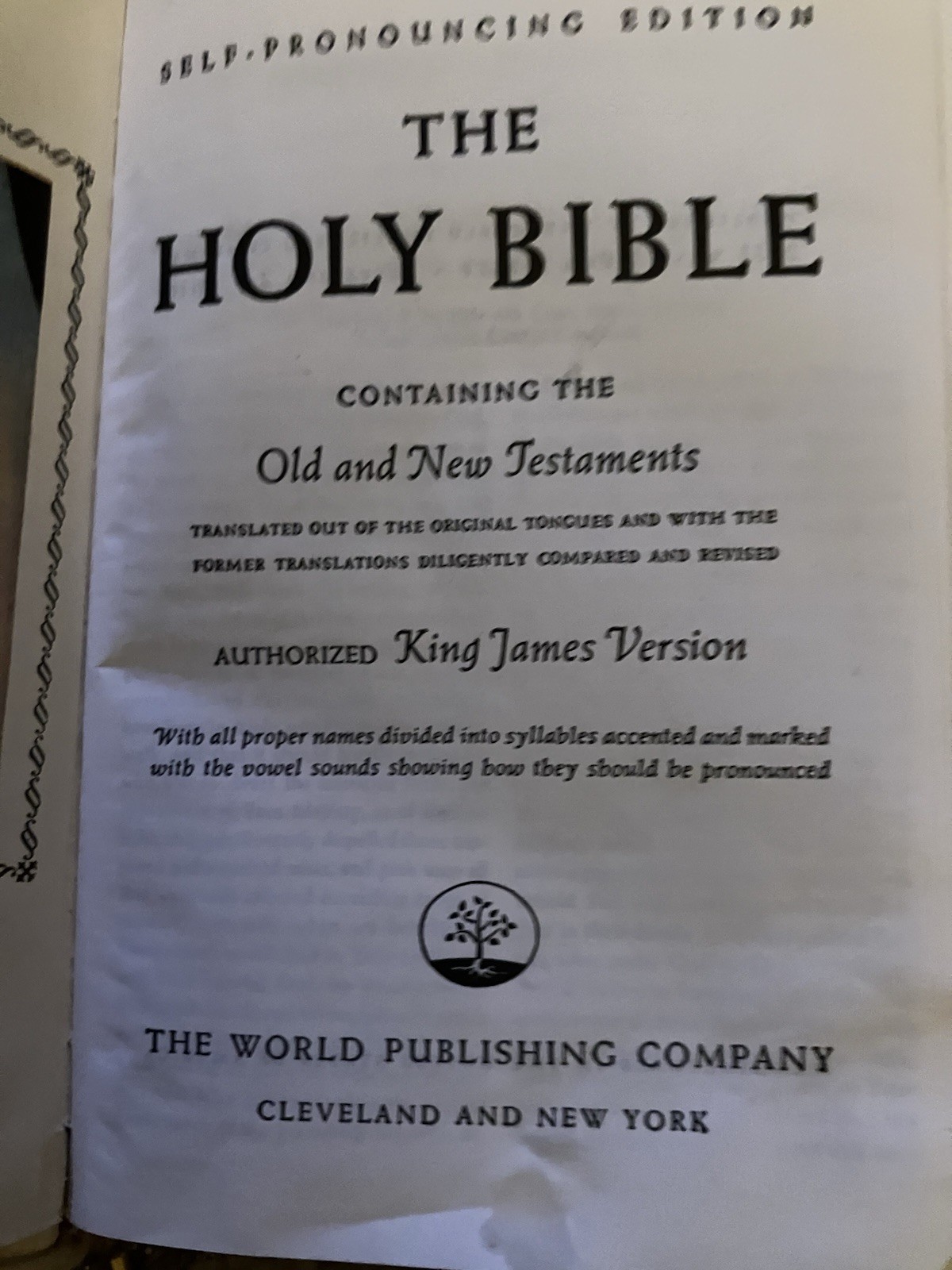 Holy Bible King James Translation Leather Cover Good Zipper Mid 50’s Small World