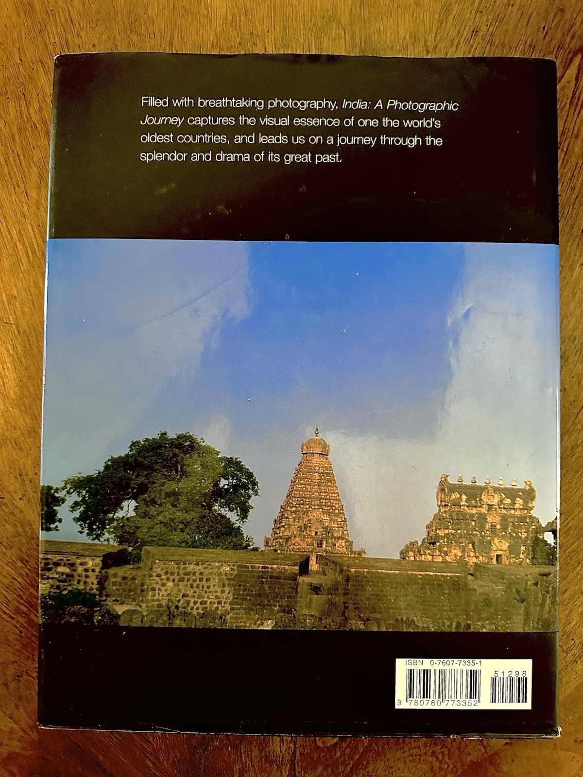 India- Lot Of 5 Books detailing the Geography, History, and Culture of India.