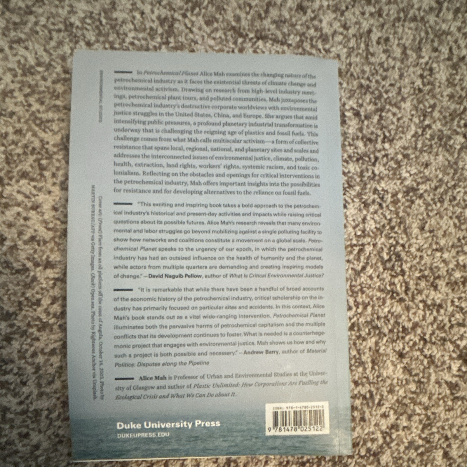 Duke University Press Petrochemical Planet by Alice Mah Paperback