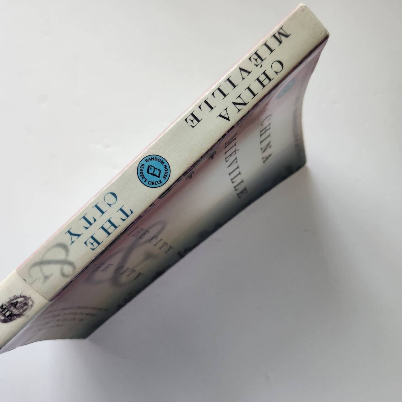 China Miéville „The City & The City“ Paperback Book