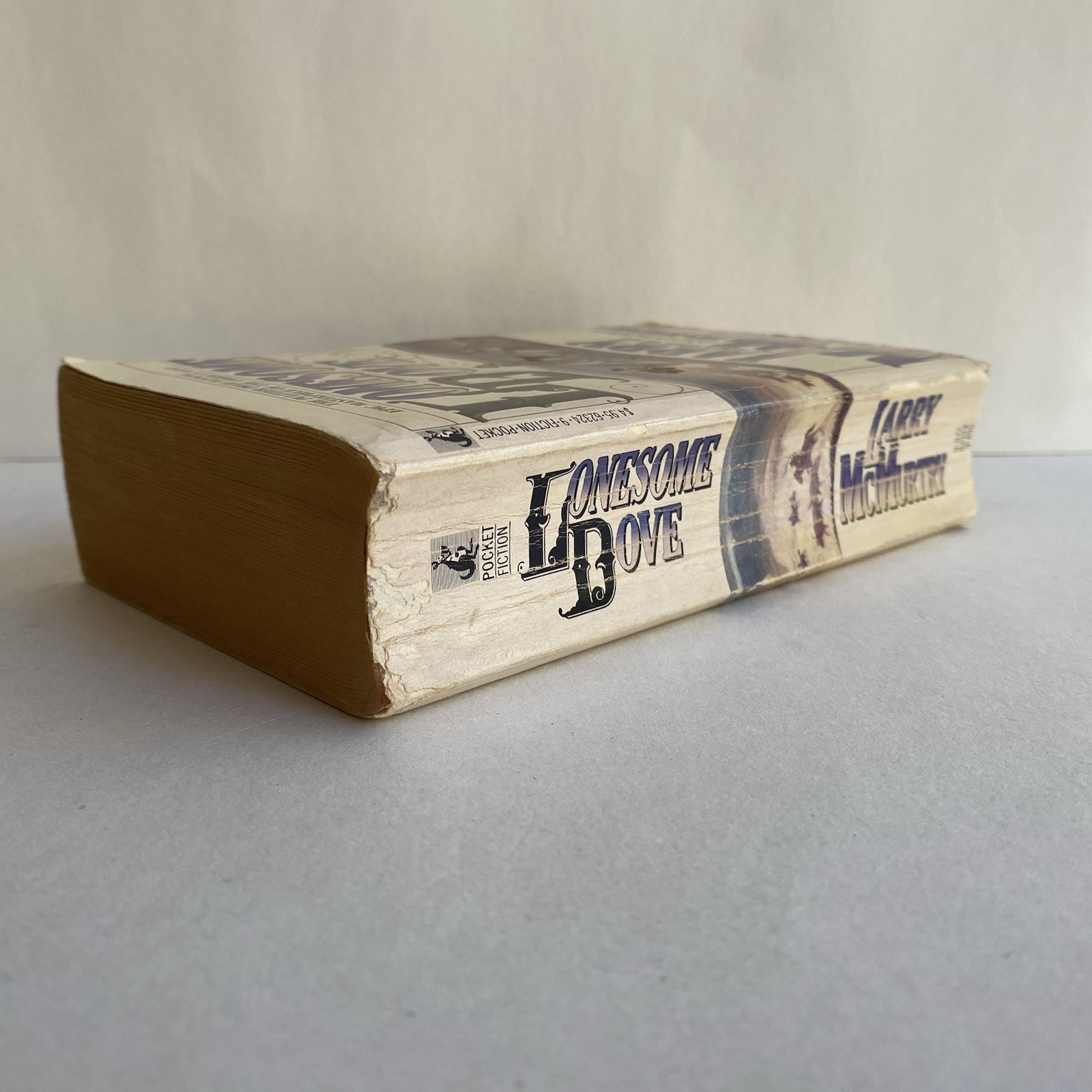 Lonesome Dove, Larry McMurtry (1986) 1st Printing Vintage Mass Market Paperback