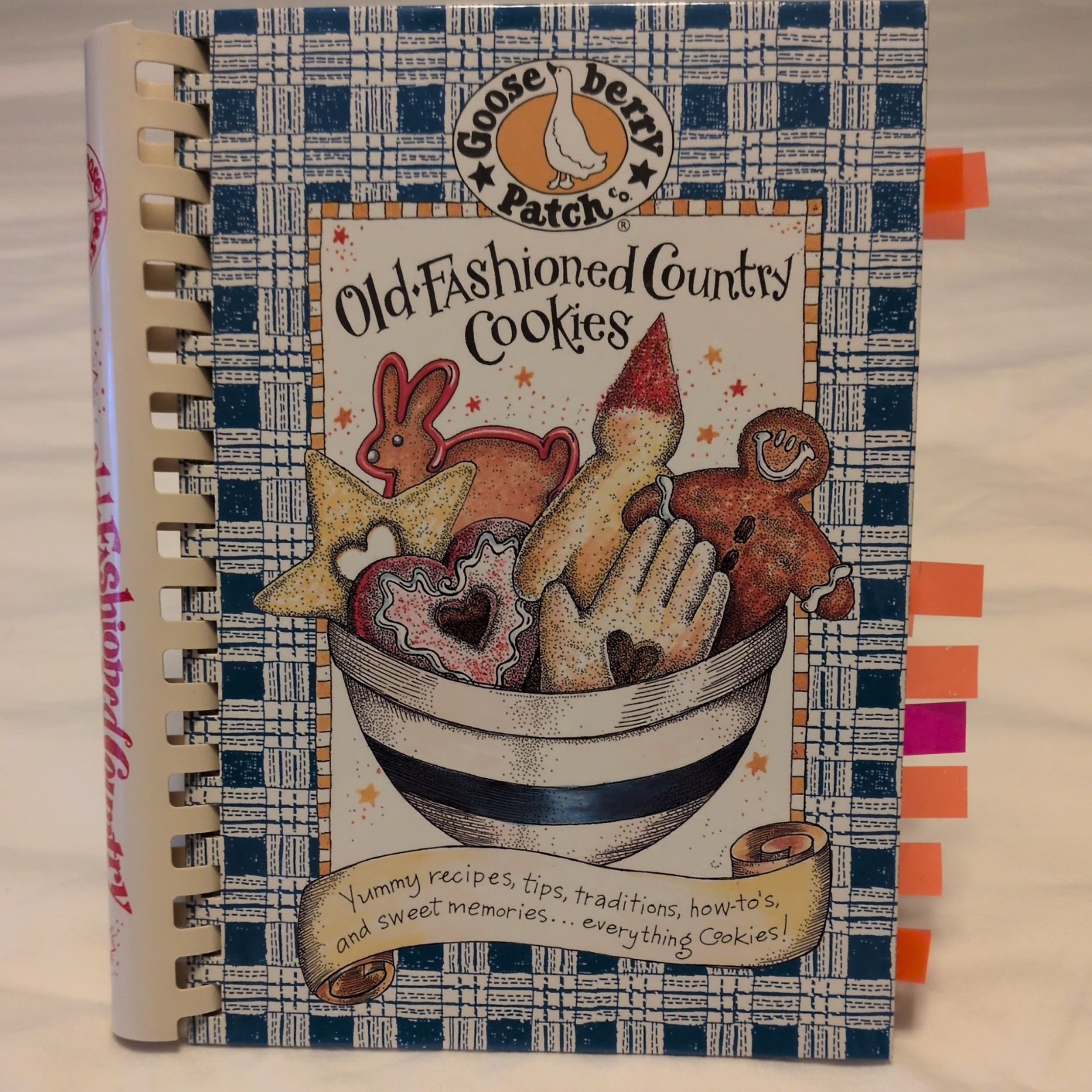 Lot Of 2 Gooseberry Patch Spiral Bound Cookbook Coming Home Christmas Holidays