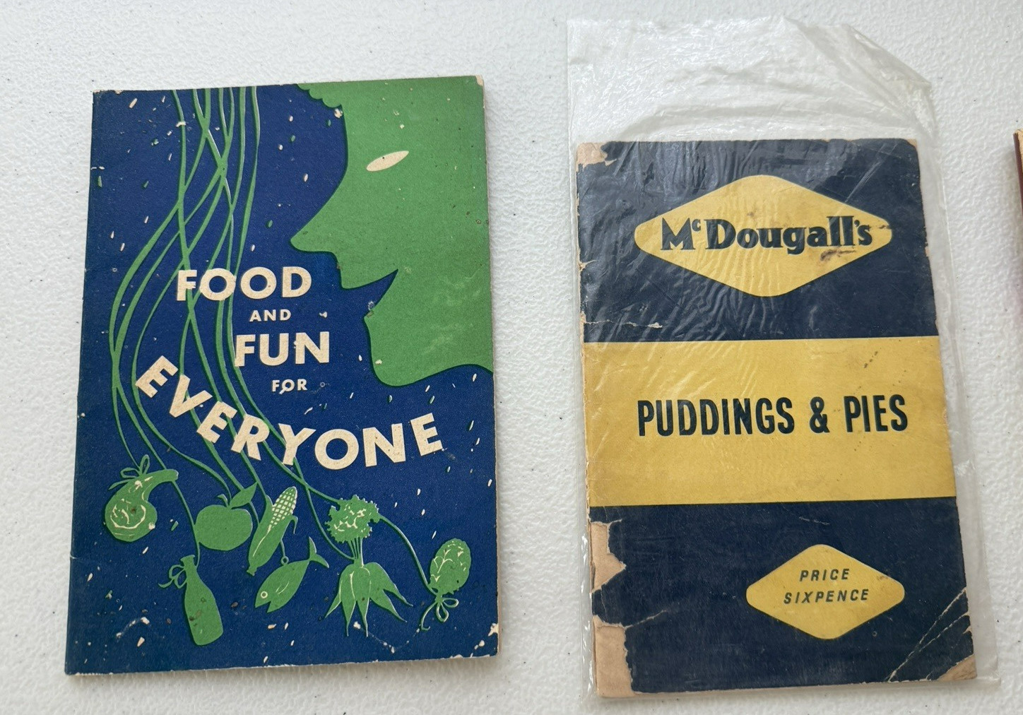 1920-1950’s Vintage lot of Recipe Booklets, Pamphlets, Advertising,Cookbooks