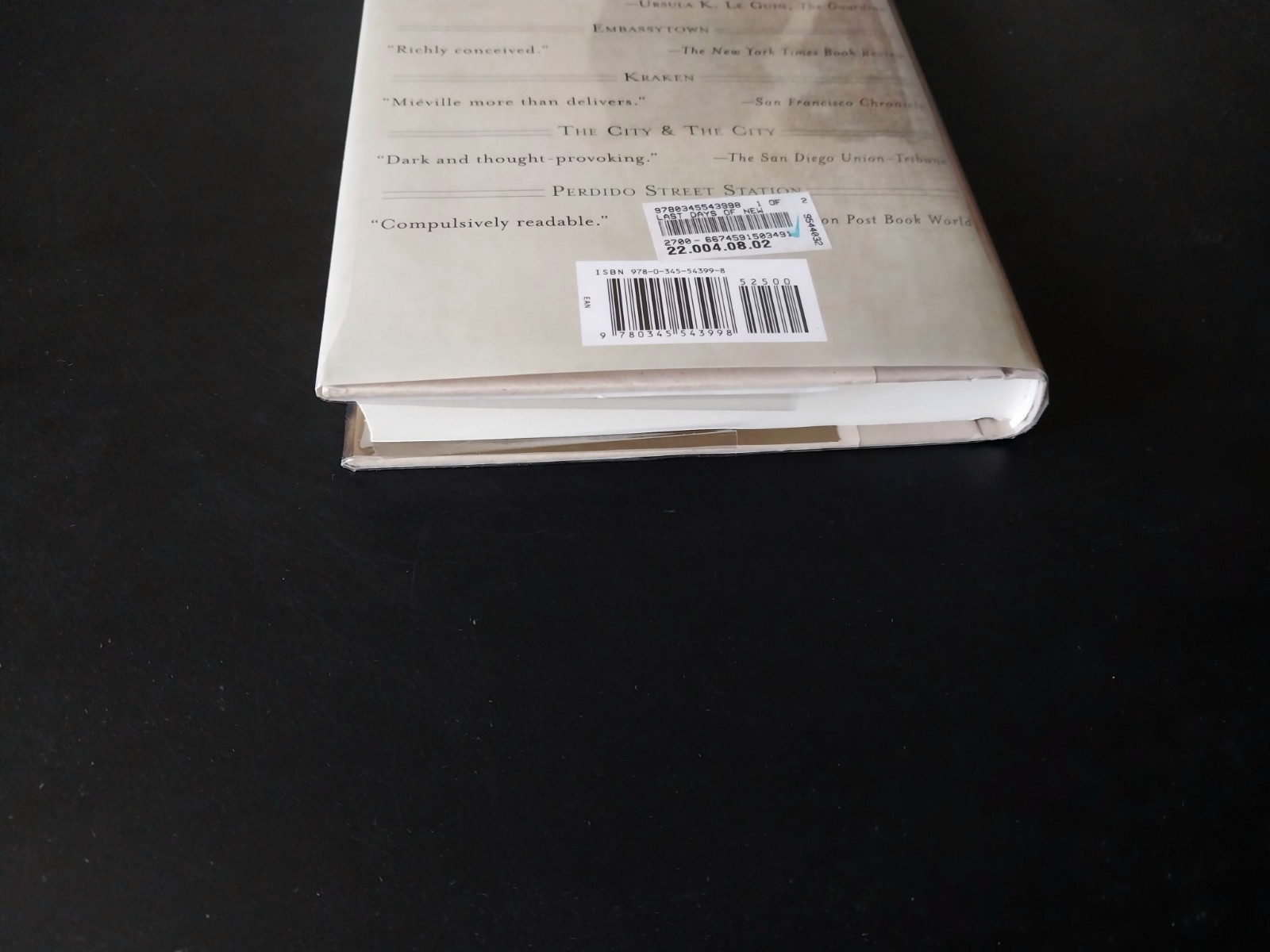 China Miéville – The Last Days of New Paris – First Edition First Printing 2016